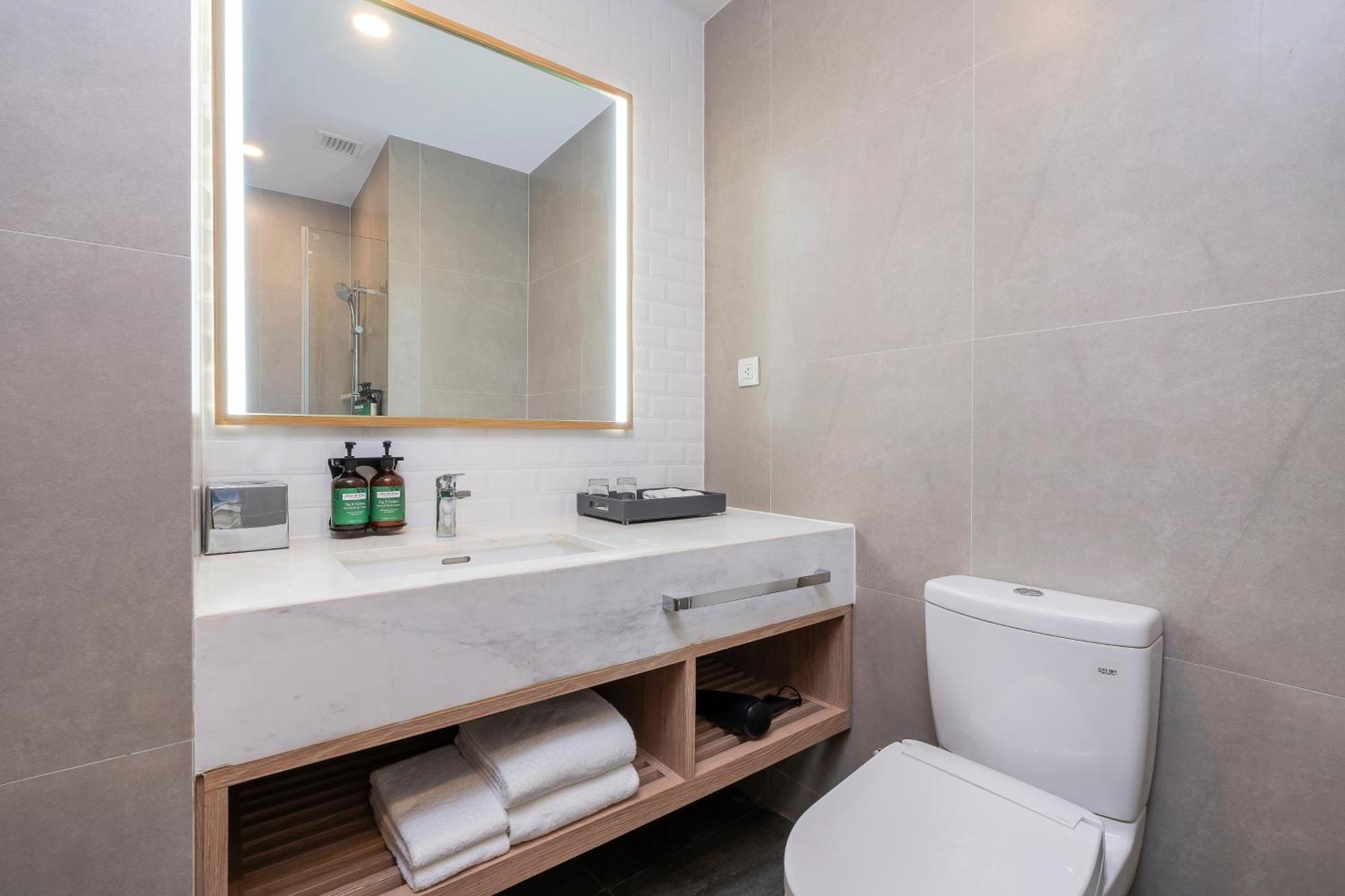 Studio Twin Suite High Floor